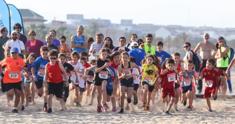 Kids at the beach in Valencia